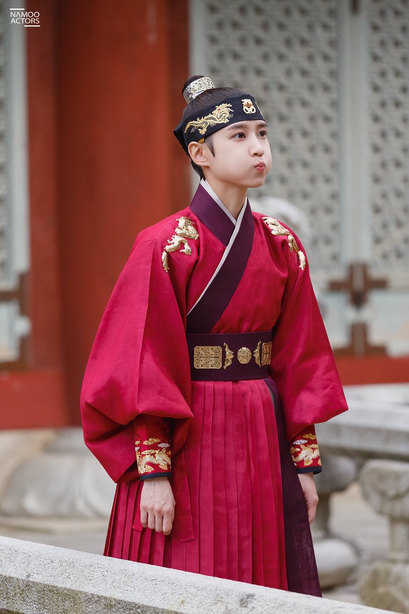 チャッピーでうちの息子たちを馬のコスプレしてみたよ🤣❤️‍🔥

𝐻𝑎𝑝𝑝𝑦𝑁𝑒𝑤𝑌𝑒𝑎𝑟 .′.′ 🎍⛩

皆さん今年もよろしくお願いします🙂‍↕️