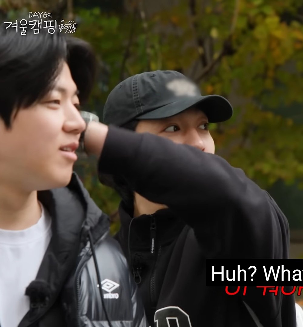 apeachnuna's tweet image. it just started and park sungjin already babying yoon dowoon