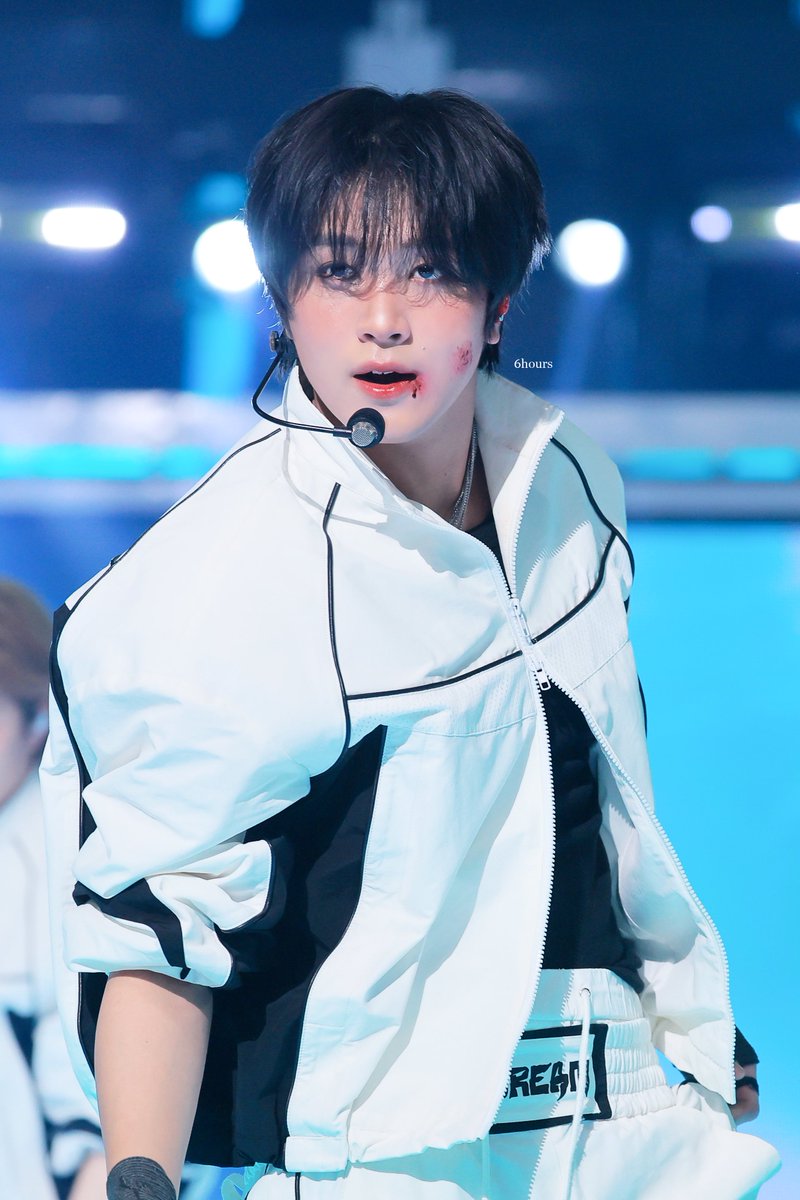 6hours_06's tweet image. 251231 가요대제전 

#해찬 #HAECHAN