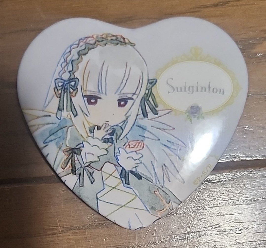 ローゼンメイデンの缶バッジは水銀燈でした