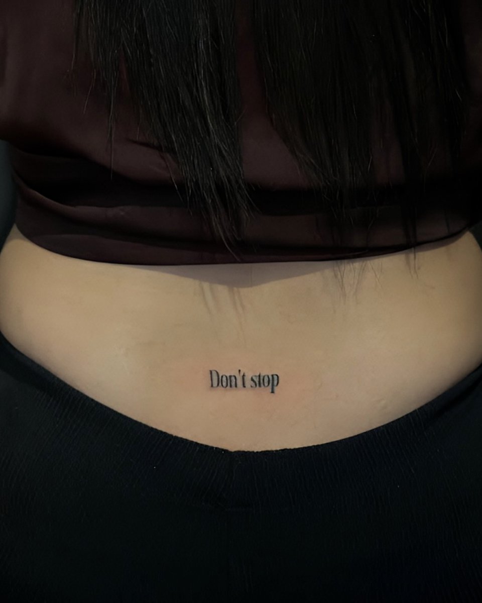 errorr6t9's tweet photo. Introvert girls nowadays: https://t.co/hmr0fBb6HT