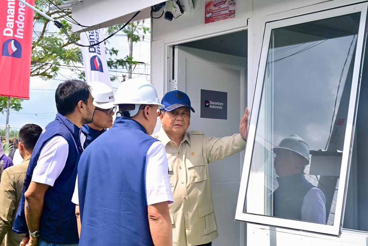 Satu dari banyak Langkah Konkret Pemerintah di 1 Bulan Pasca Bencana Sumatera 
#LangkahKongkritPemerintahTanganiBencana

<a href="/prabowo/">Prabowo Subianto</a>
<a href="/YandriSusanto/">Yandri Susanto</a>
<a href="/ArizaPatria/">Ariza Patria</a>
<a href="/KerjaSeskabRI/">Letkol Teddy Indra Wijaya</a>