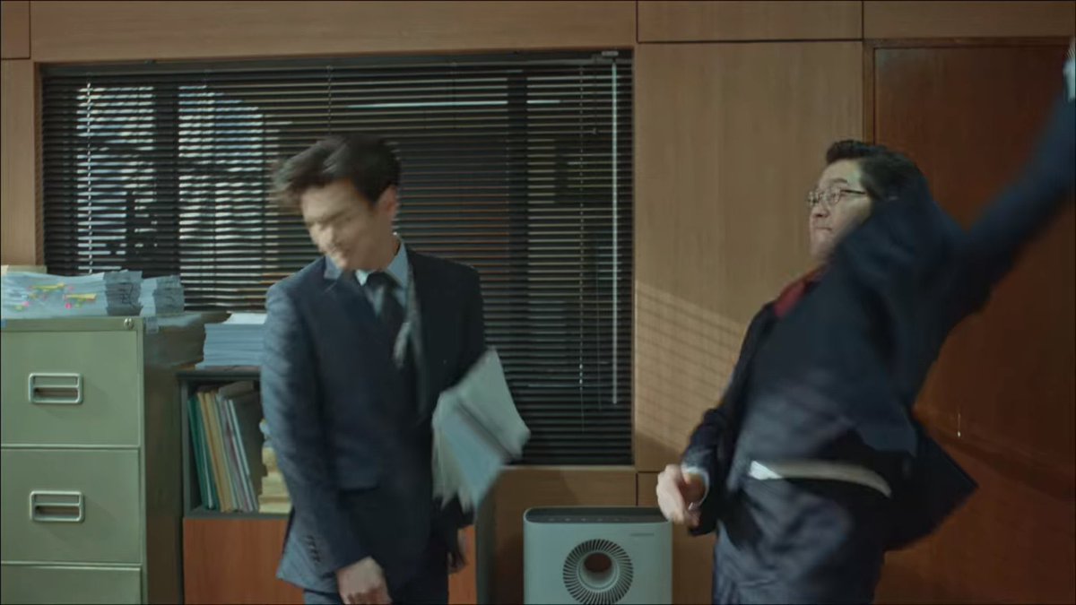 mil_banni's tweet image. 내 비숲 어디가신건지 몰르겟고 난 이거 인정못함
나 지금 이창준 빙의햇슨