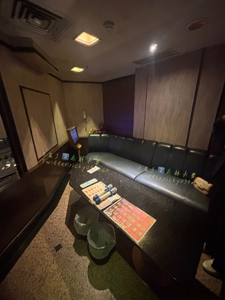 #另一對2⃣️木林夫妻 

老公說晚上想去中壢某KTV唱歌
大概晚上十點❤️
我已經不想再唱4小時的歌了
又沒有人要一起唱唱歌🎤

#桃園夫妻 #唱歌局 #清新局