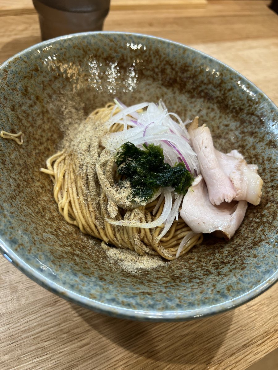 水戸市 @ 麺饗庭 必道さん

・和の国の塩そば
・梅里豚の手包みワンタン
・味付替え玉(瀬戸内煮干しx生海苔) 

限定が間に合わなかったので🆕塩そば😋
めっちゃ美味しかった〜💯😍😍

今年も宜しくお願いします🥰

ご馳走様でした😊🙇🙏