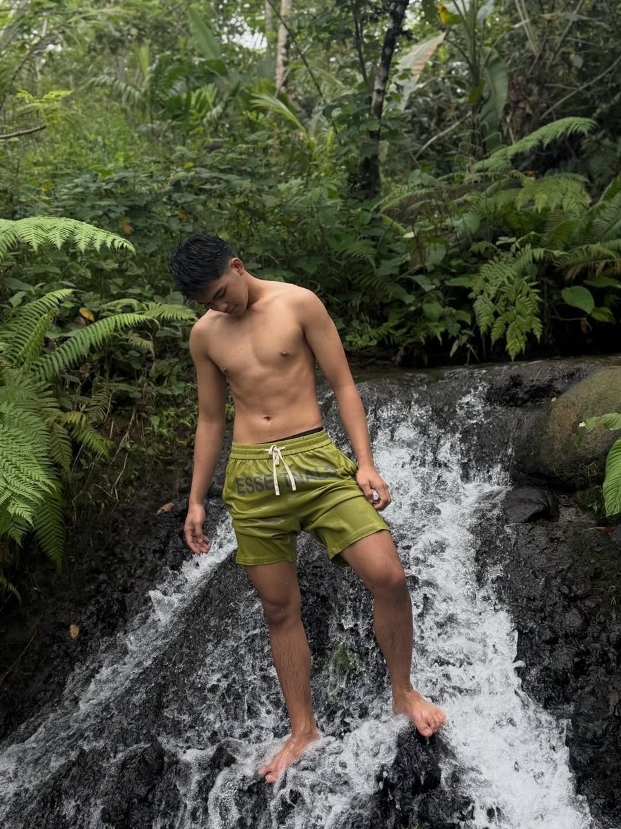 addie_addiek's tweet image. Excited for our Rookie this coming #UAAPSeason88, our Juniors MVP and Best Opposite Spiker, Joncriz Ayco! 🐯

@officialUSTMVT
#GoUSTe 💛🖤