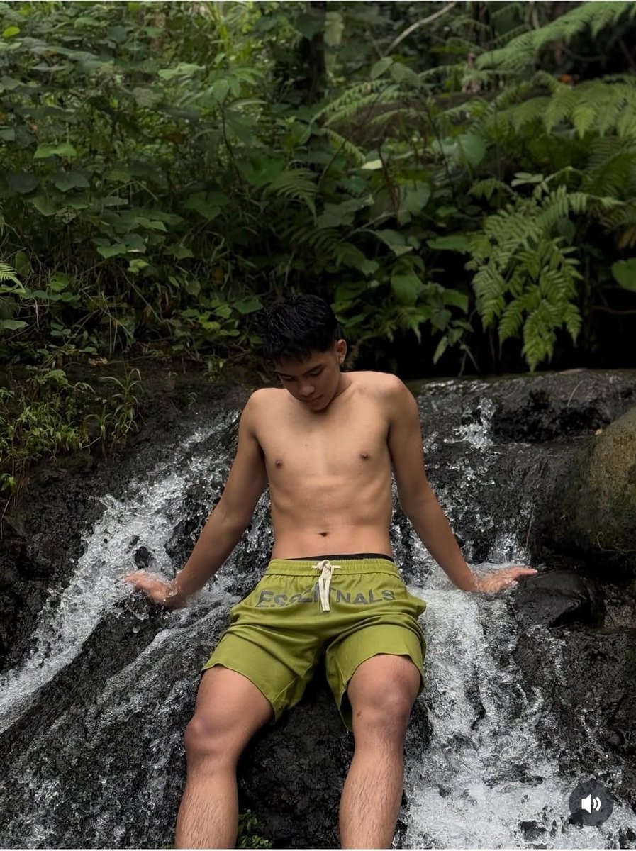 addie_addiek's tweet image. Excited for our Rookie this coming #UAAPSeason88, our Juniors MVP and Best Opposite Spiker, Joncriz Ayco! 🐯

@officialUSTMVT
#GoUSTe 💛🖤