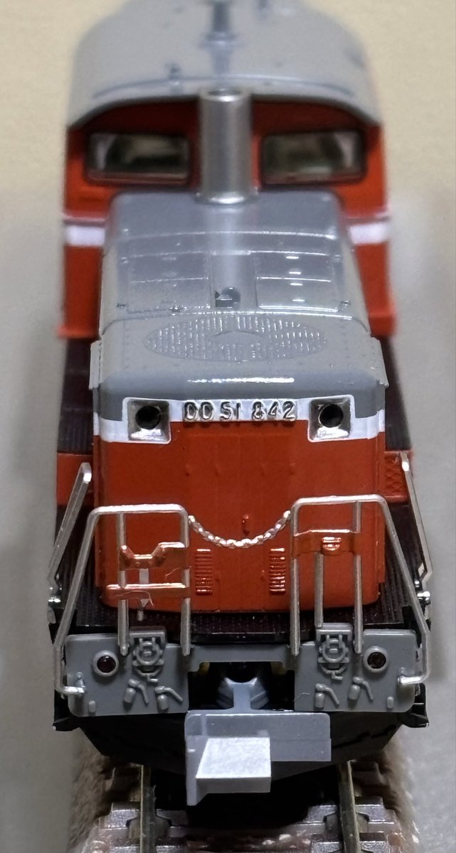 こんばんは。 KATO<7008-5>DD51 842お召機。 高崎車両センターに所属し