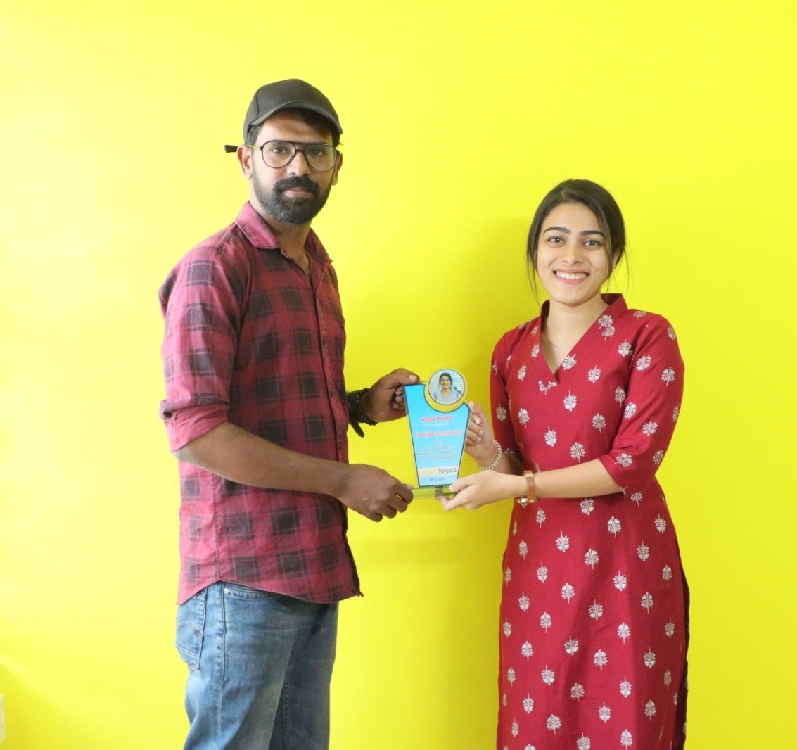 atom_logics's tweet photo. One Year of Growth &amp; Contribution @AtomLogics – Congratulations, Rosa Davis! 
Your technical skills, creativity, and consistent efforts as a Web Developer have contributed greatly to our projects &amp; success.
 We appreciate your hard work, problem-solving mindset dedication. https://t.co/ysEF9JpgmU