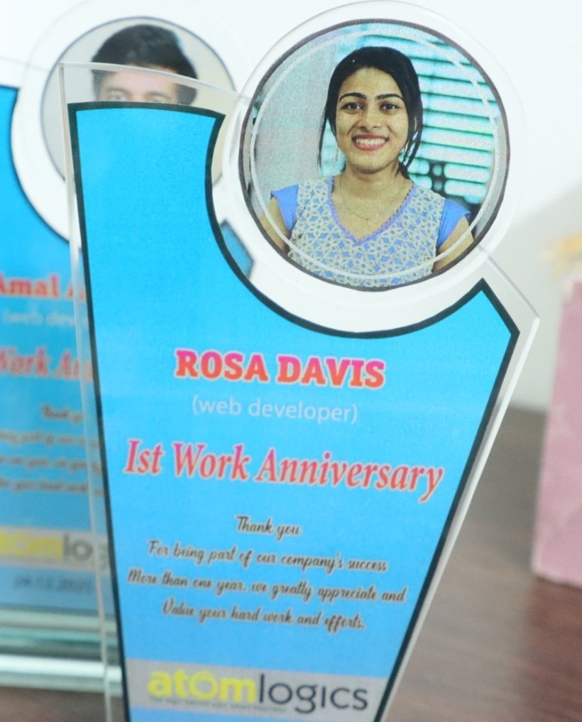 atom_logics's tweet photo. One Year of Growth &amp; Contribution @AtomLogics – Congratulations, Rosa Davis! 
Your technical skills, creativity, and consistent efforts as a Web Developer have contributed greatly to our projects &amp; success.
 We appreciate your hard work, problem-solving mindset dedication. https://t.co/ysEF9JpgmU