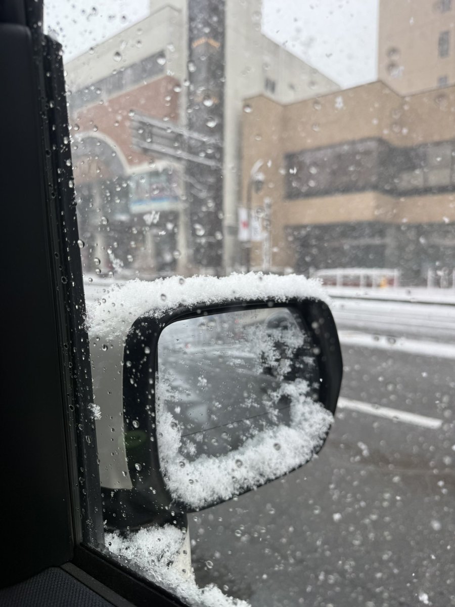mkht289's tweet photo. 明けましておめでとうご��います。
松本城来て帰りは雪☃️ https://t.co/teC8V1c1z3