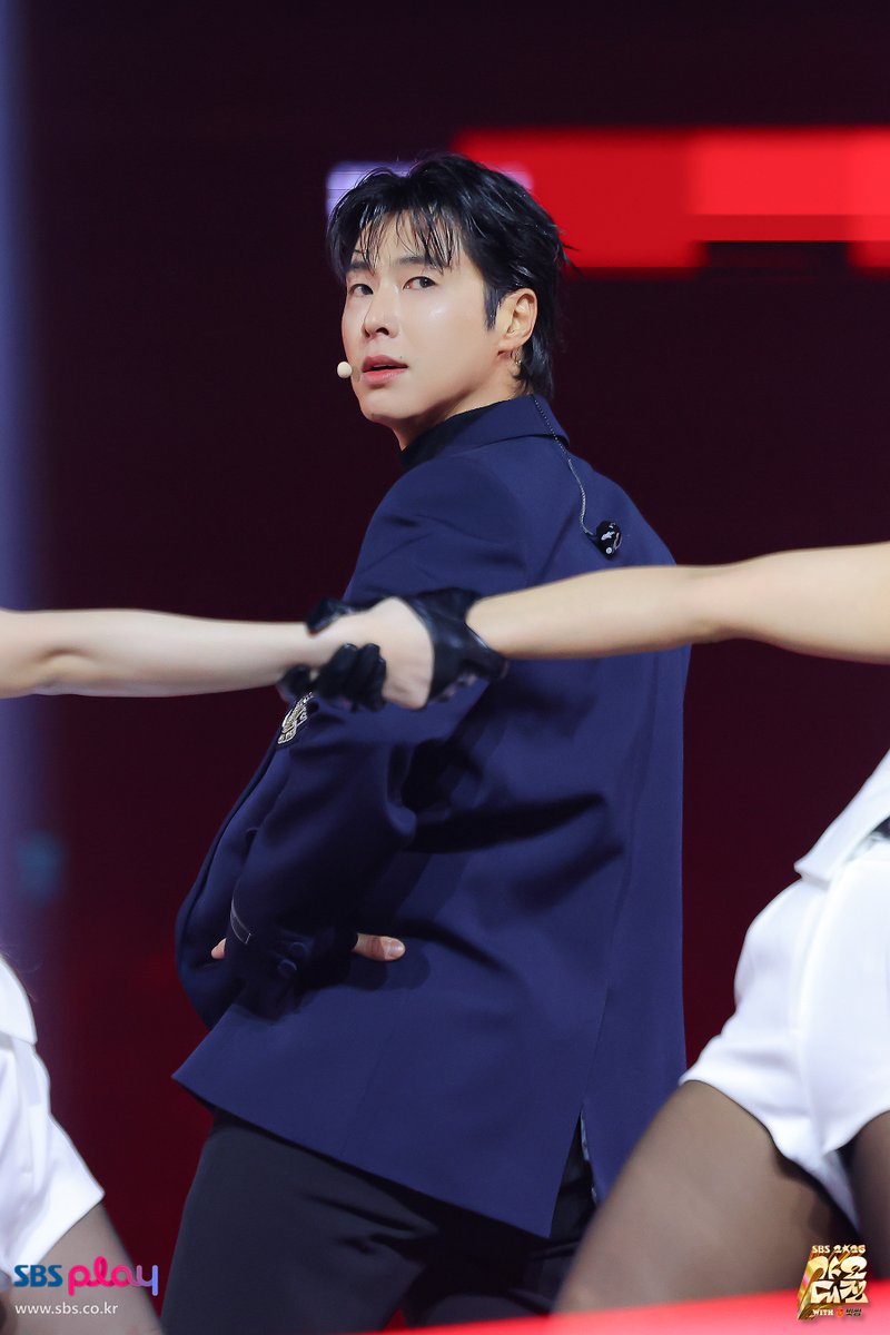 Nice quality, and don't forget to press the ❤️ (no login