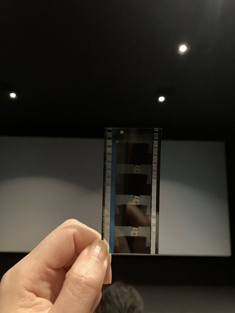 パプリカ、ほぼ満員だー！
ずっと映画館で観たかった作品なのでわくわく🎵