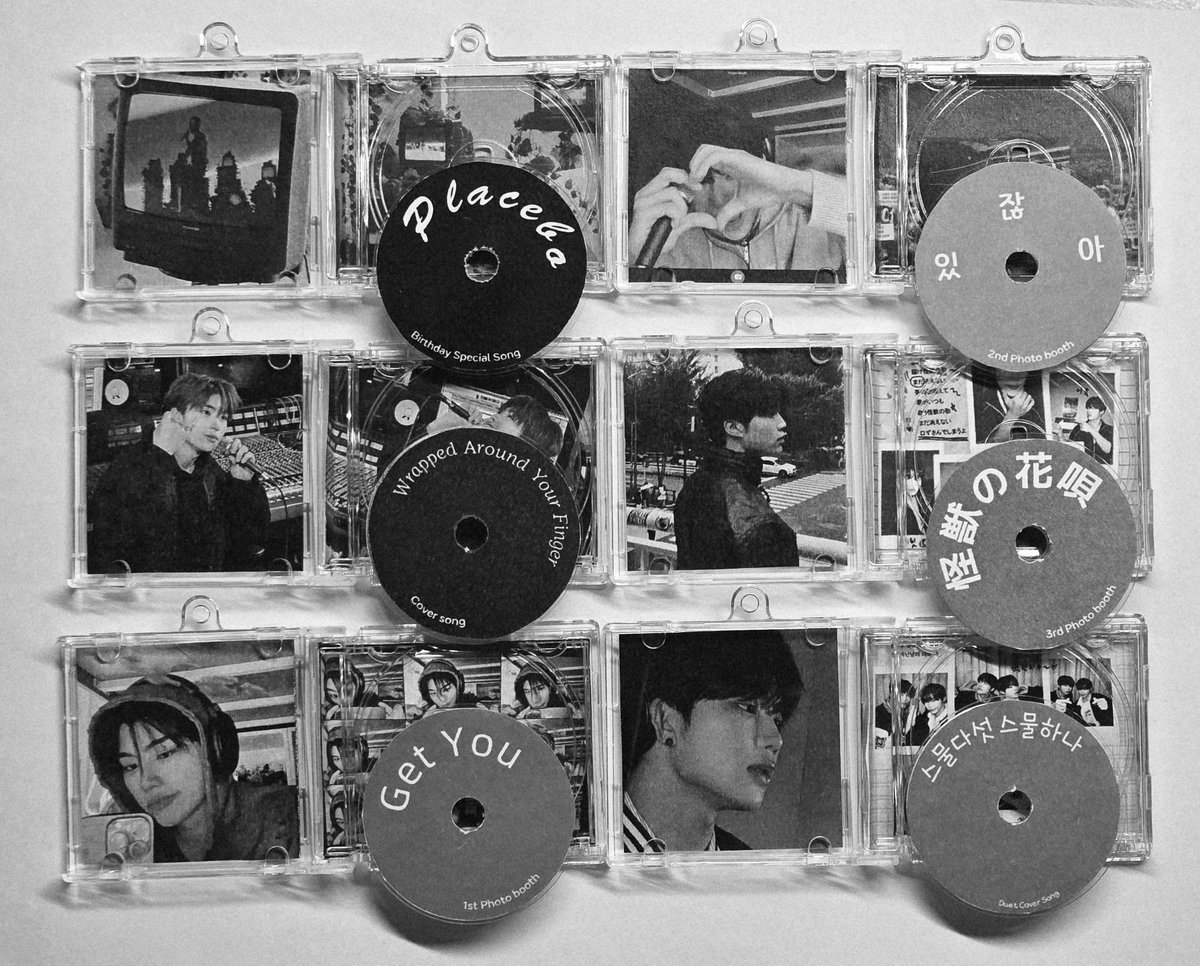 catwook05's tweet image. 🎉#박건욱 생일 이벤트🎉

건욱이의 22번째 생일을 맞이하여 박건욱 앨범 키링세트를 #RT 해주신 2분께 선물로 드립니다!

💙구성 : Placebo/Wrapped around your finger/Get you/있잖아/괴수의 꽃노래/스물다섯, 스물하나/와르르/2번째 생일커버 (총8곡)

📍인증 : 제로즈 3기 또는 건욱이 플챗…