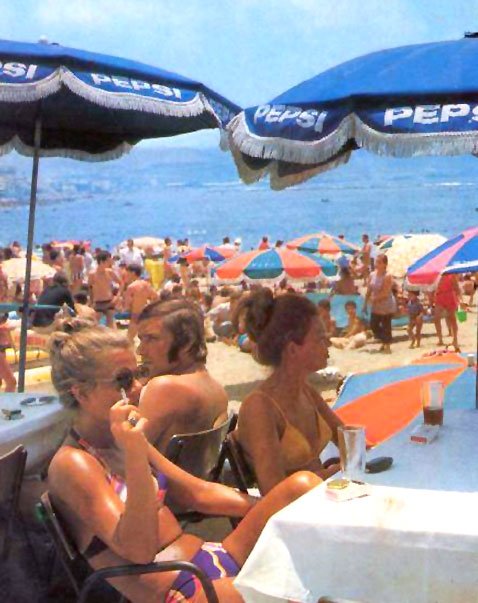 🇪🇺 De cómo era la España que dejó Franco, a la basura en que la han convertido, hay tres responsables principales
El PSOE, el PP y la Unión Europea
España 1970