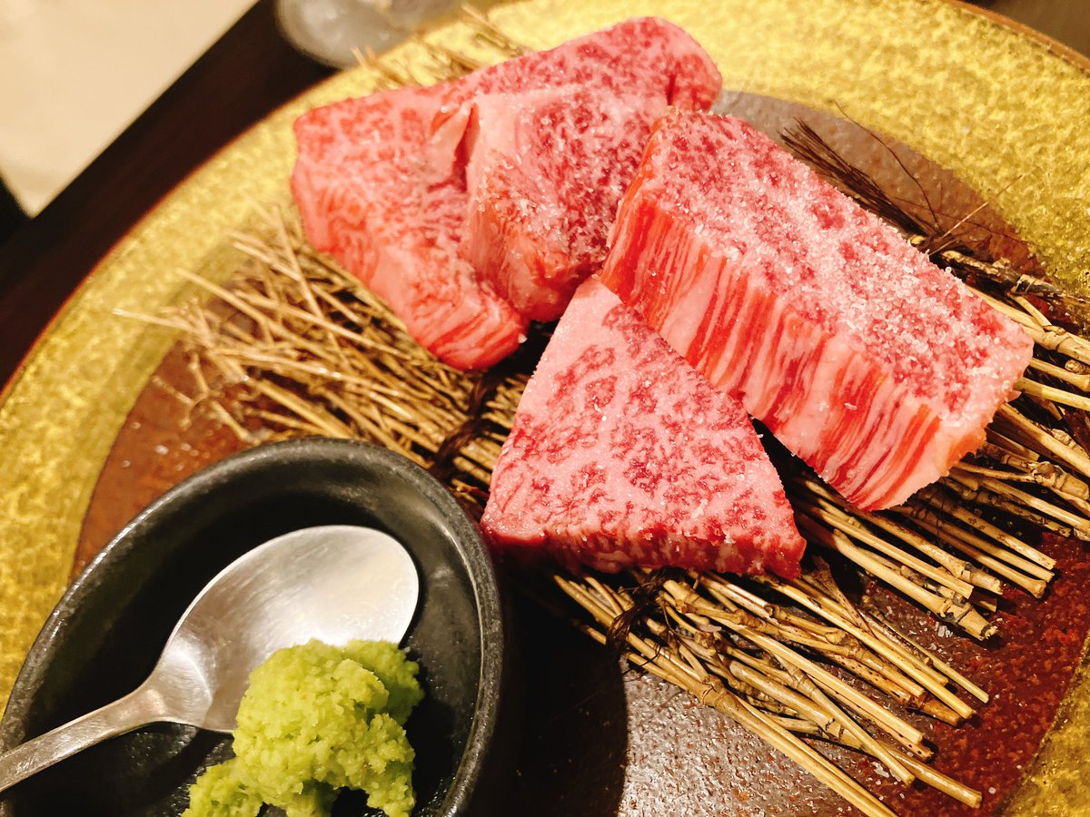 吉田の座った席で零式攻略祈念をしてきました。八そらに行って美味い肉を食べ、クリダイを出しましょう