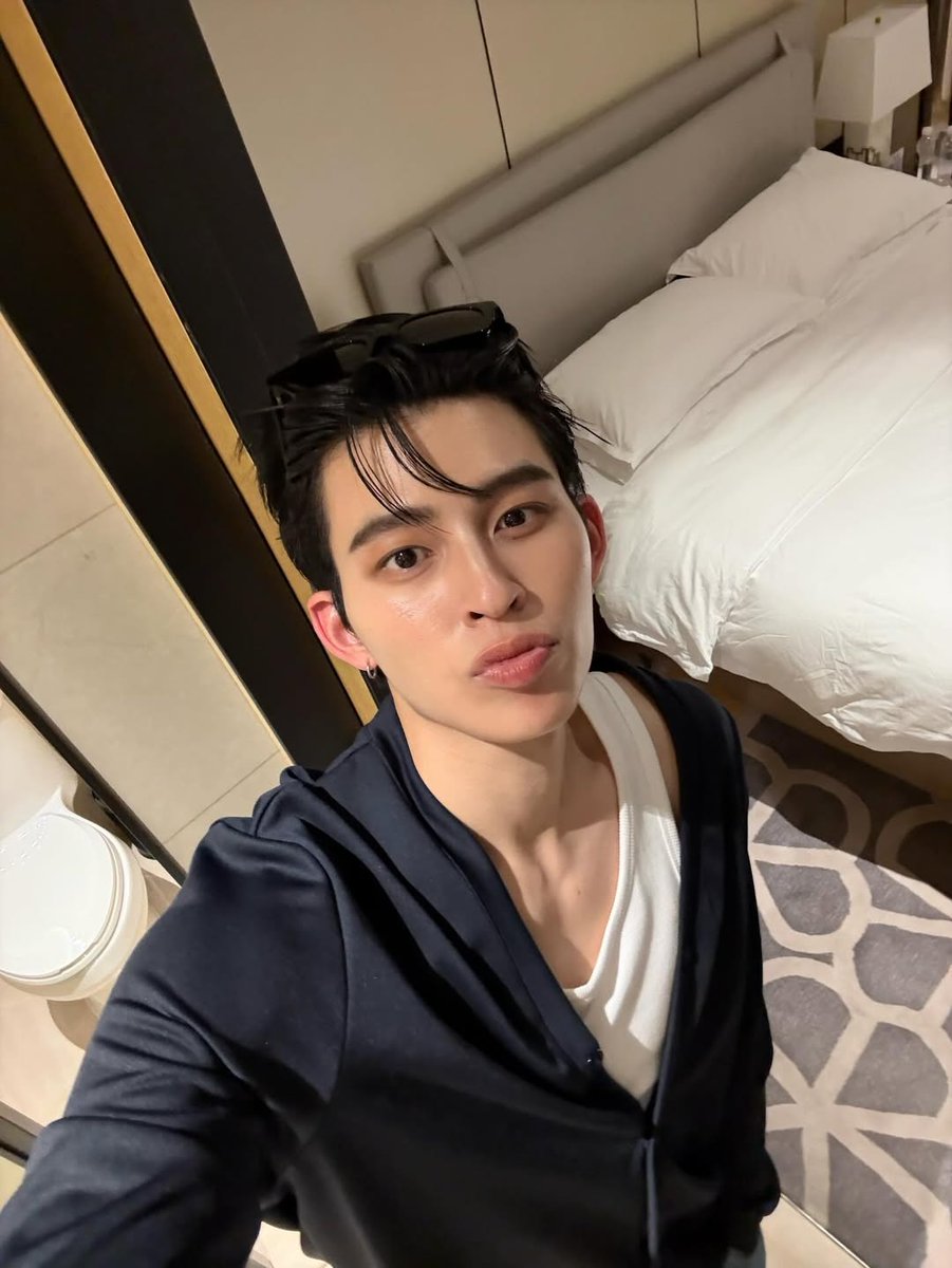 PondPhuwin Thailand V2 tweet media