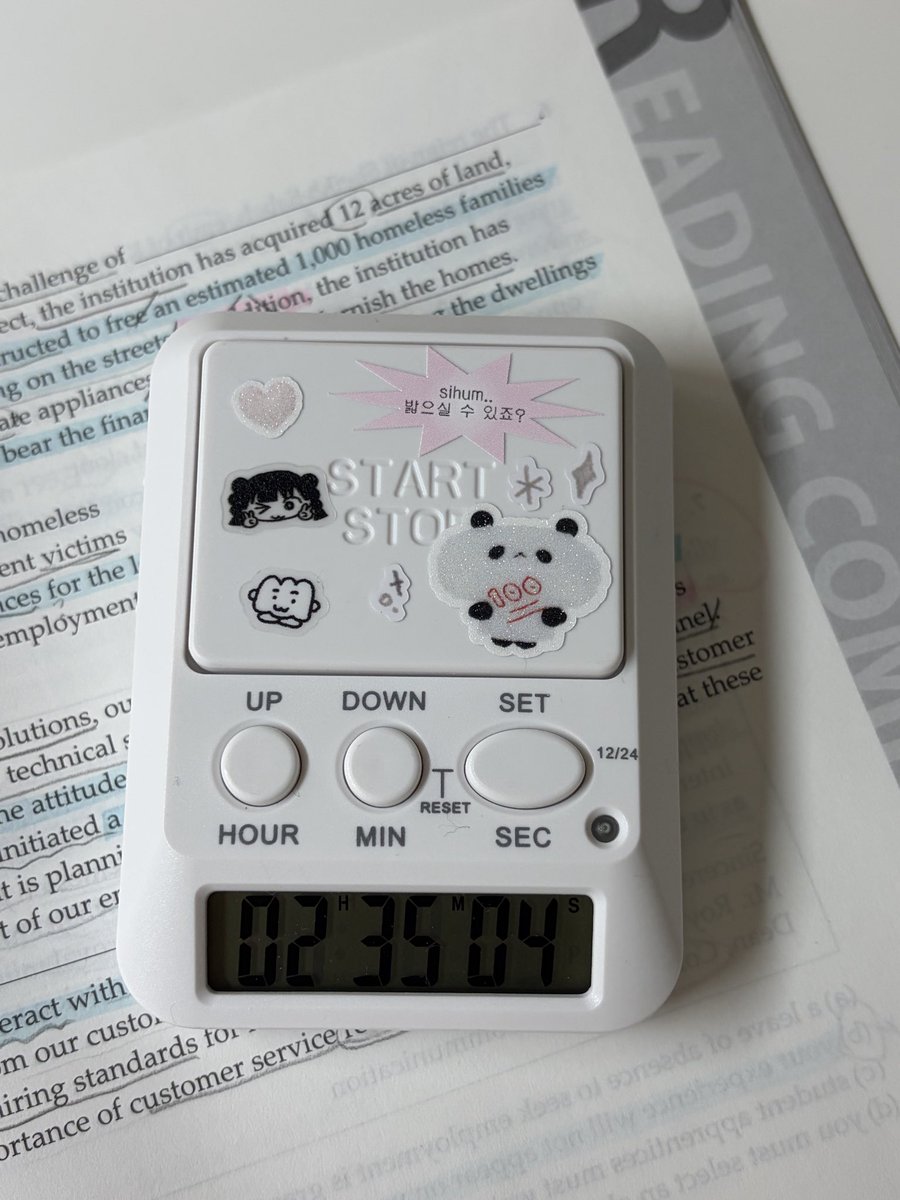 구매 후기: 일단 버튼 눌르는거 잼씀ㅋ.ㅋ
모의고사 타임어택 할라고 샀는데 좋음
그리고 뭔가 공부시간을 재는 것보다도... 아 하기싫은데 딱 30분만 하자ㅋㅋ or 집중해서 딱 1시간만 해보자! 하니까 좋은 것 같음
쓴지 일주일도 안되긴 했는데 ,,, 아직까진 만족합니다요...-.,-