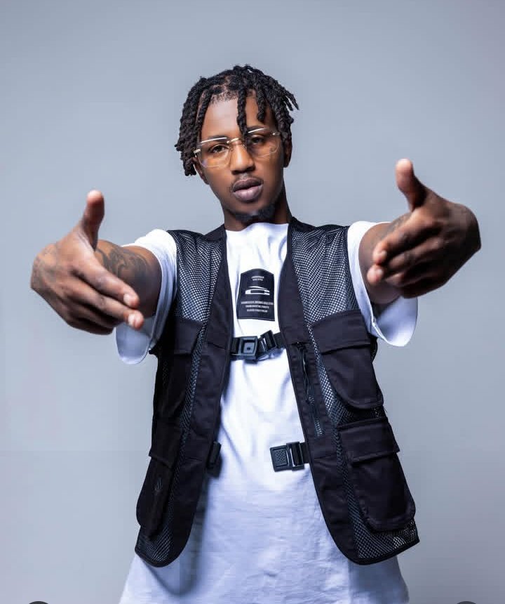 rapkulture_za's tweet image. EMTEE x Loxion Kulca

Starting 2026 strong