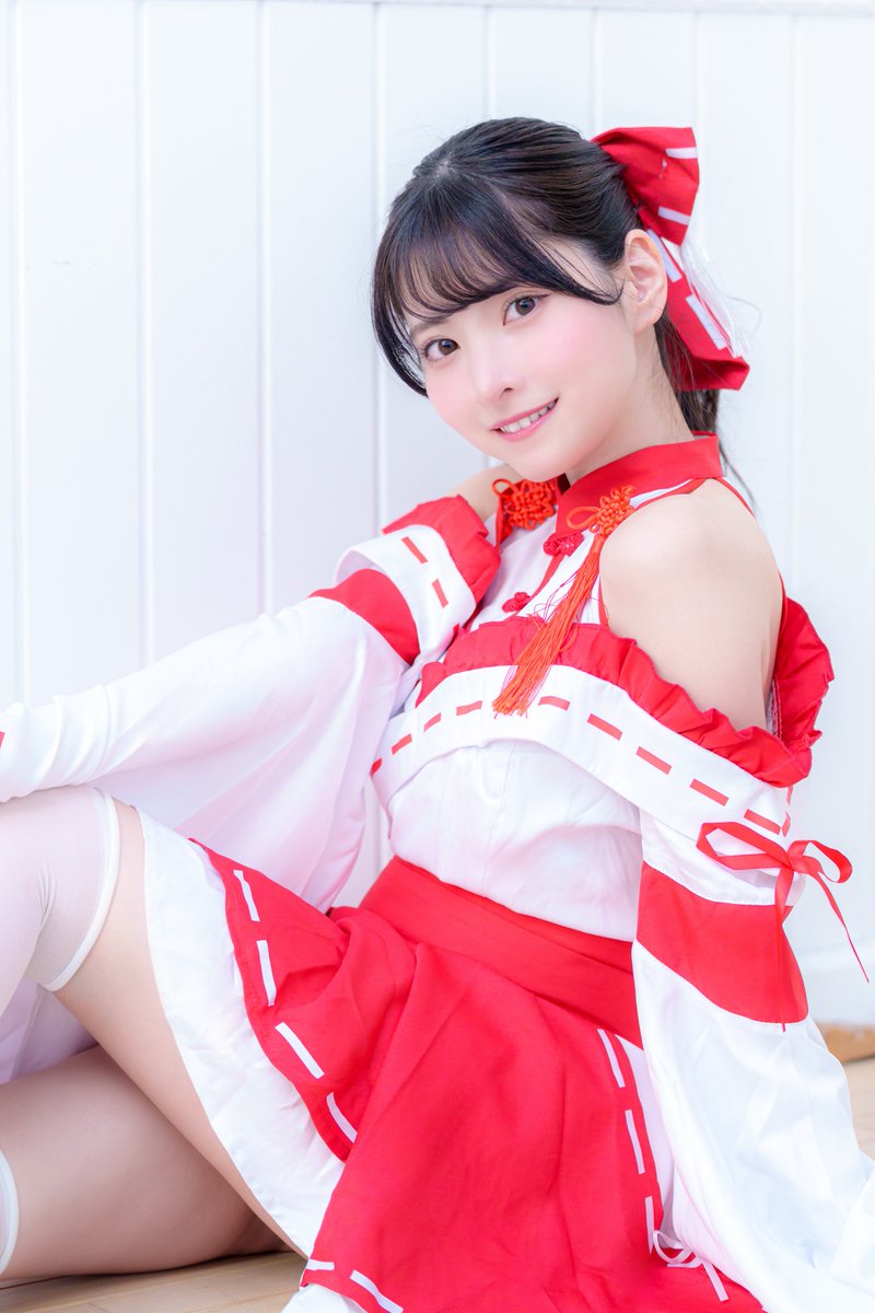 新年だし巫女さん載せてみる⛩️