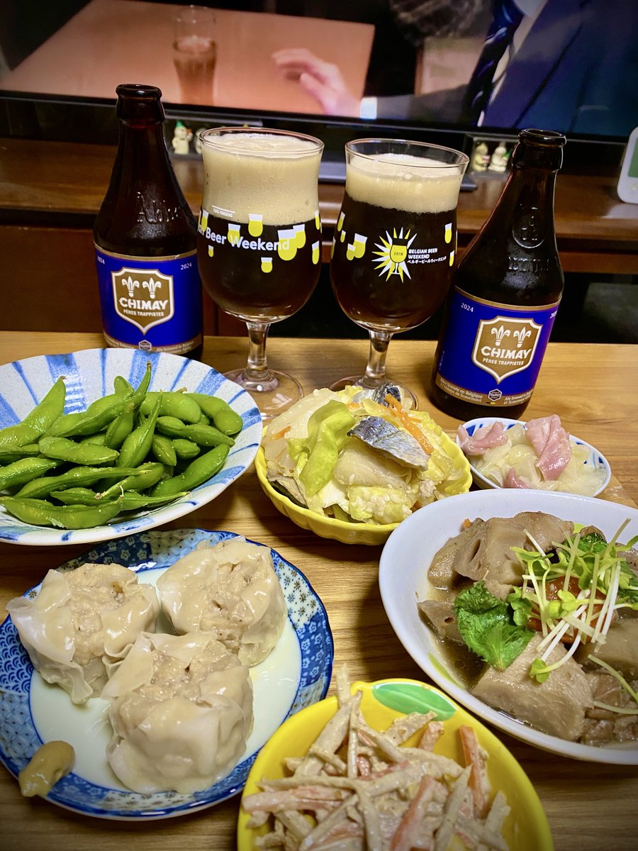 MarkMini32's tweet image. 🎍本日１月２日は、17時くらいから呑み始めて、既に幸せMAXで出来上がりつつあります♪

(*´∇｀*)ノ🍺✨　＜弥栄💖

・