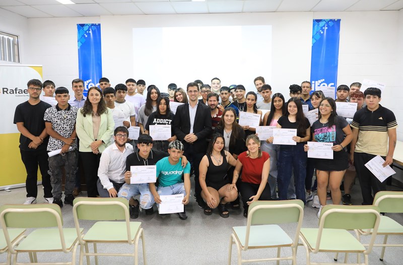 Orientación laboral y empleo: más de 6.000 personas acompañadas por el municipio. rafaela.gob.ar/Sitio/Noticia.… #RafaelaCiudad