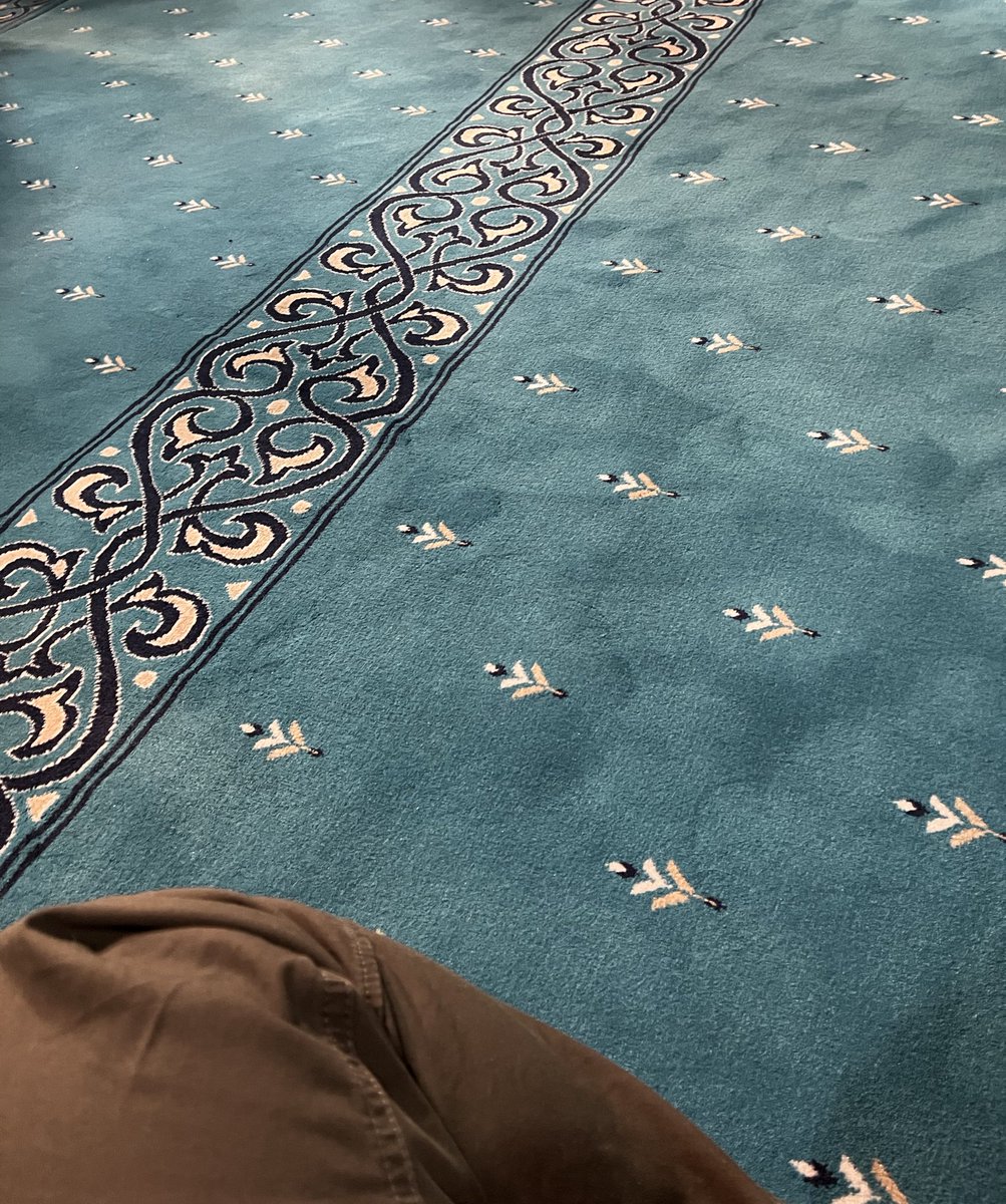 allah’a sığındım da oldum taburcu..hayırlı cumalar