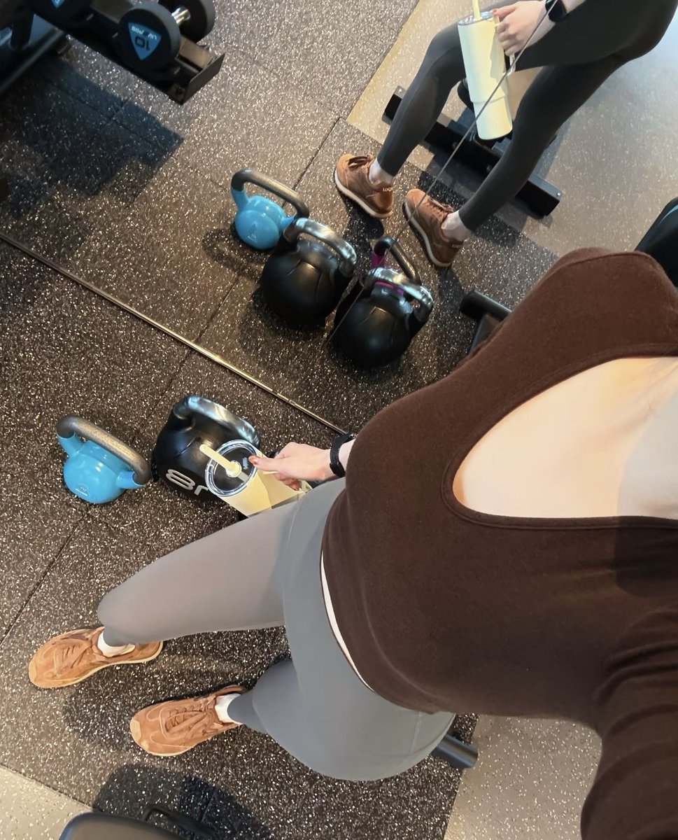 miu miu 小姐 tweet media