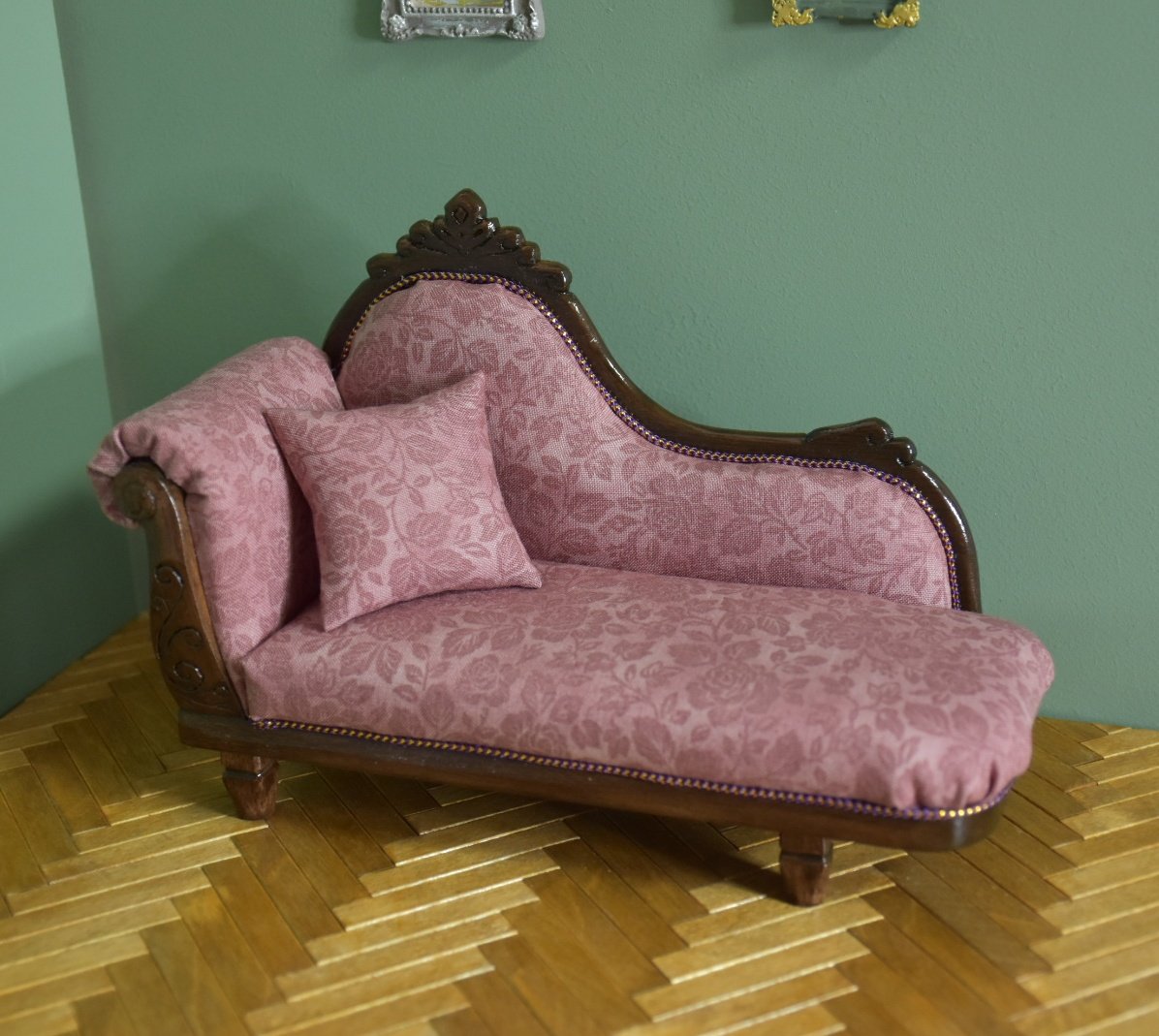ドール用 1/3サイズ クラシカルカウチソファ アンティークローズ SD BJD ドール用 1/3サイズ クラシカルカウチソファ アンティークローズ SD