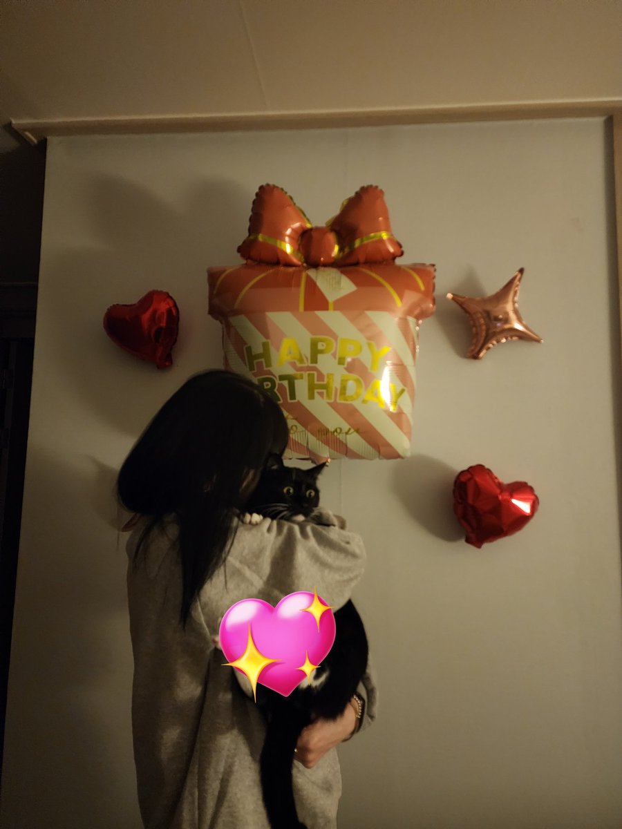 우리어무니생일축하드려요🩷ಇ( ˵ᐛ ˵)ಇ