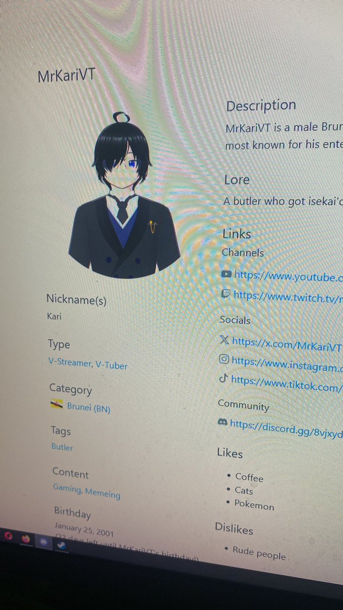 Guys, i've made it, I'm on hololist now. Gonna cry happy tears c':