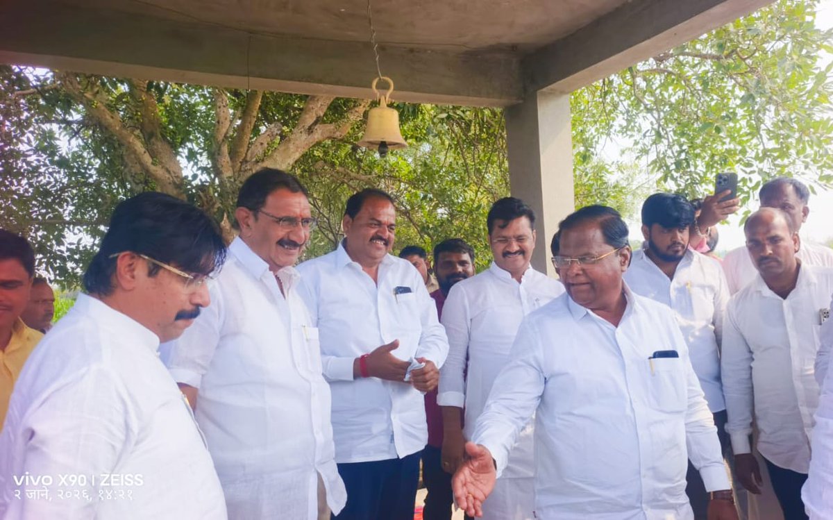 patil_abhijeet1's tweet photo. आज माढा तालुक्यातील वरवंडे येथे माझ्या स्थानिक विकास निधीतून मंजूर झालेल्या श्री सोमनाथ मंदिर सभामंडपाचे भूमिपूजन माढा लोकसभेचे खासदार धैर्यशील भैय्या मोहिते-पाटील यांच्या उपस्थितीत करण्यात आले..
#madha #pandharpur #mlapost #Update https://t.co/8UigNI6zlQ