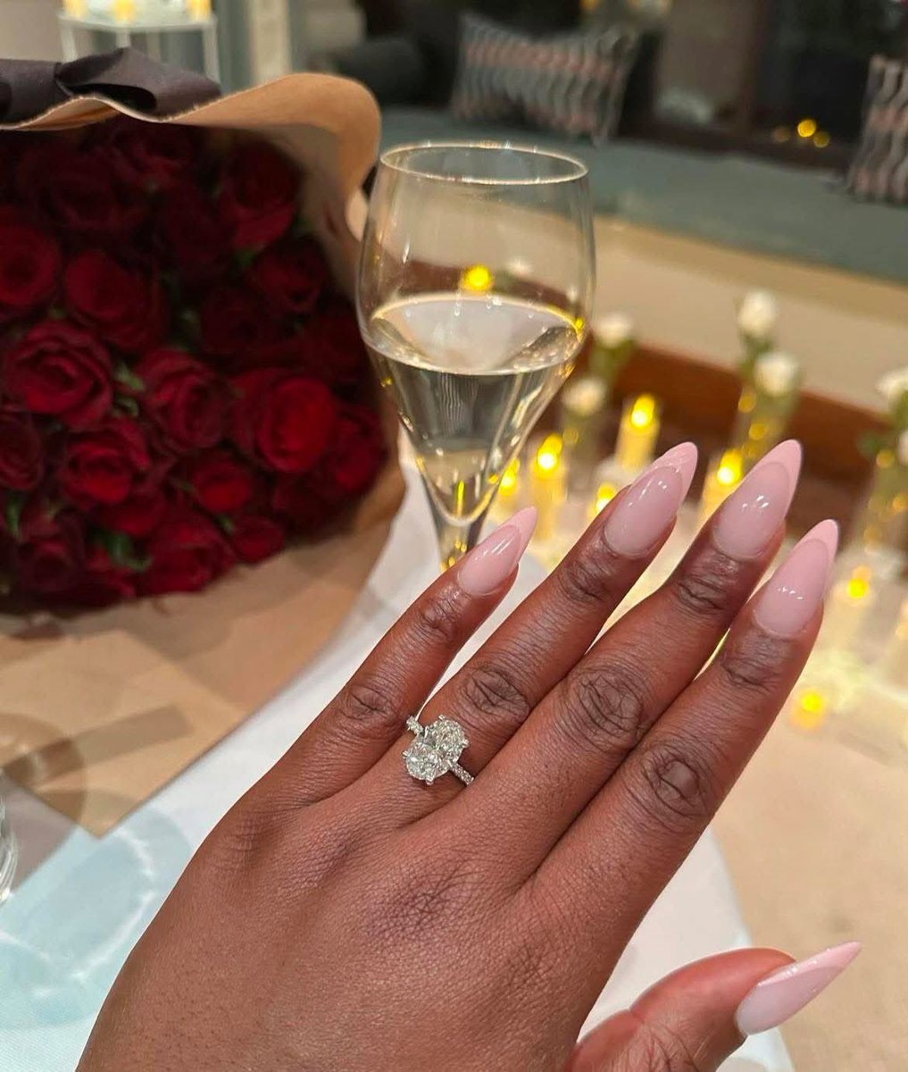 Adhekunbi's tweet image. Guys, I said YES🤭🎉