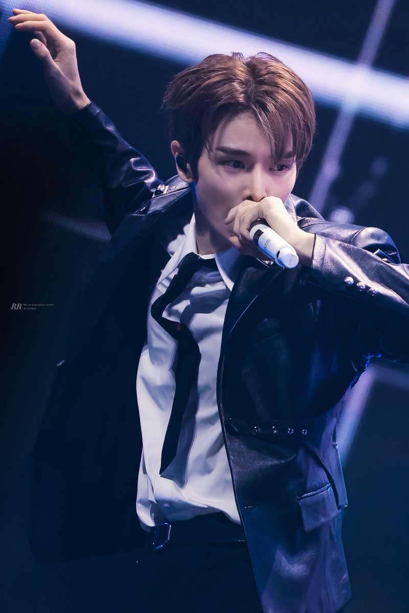 𝑹𝑹 tweet media