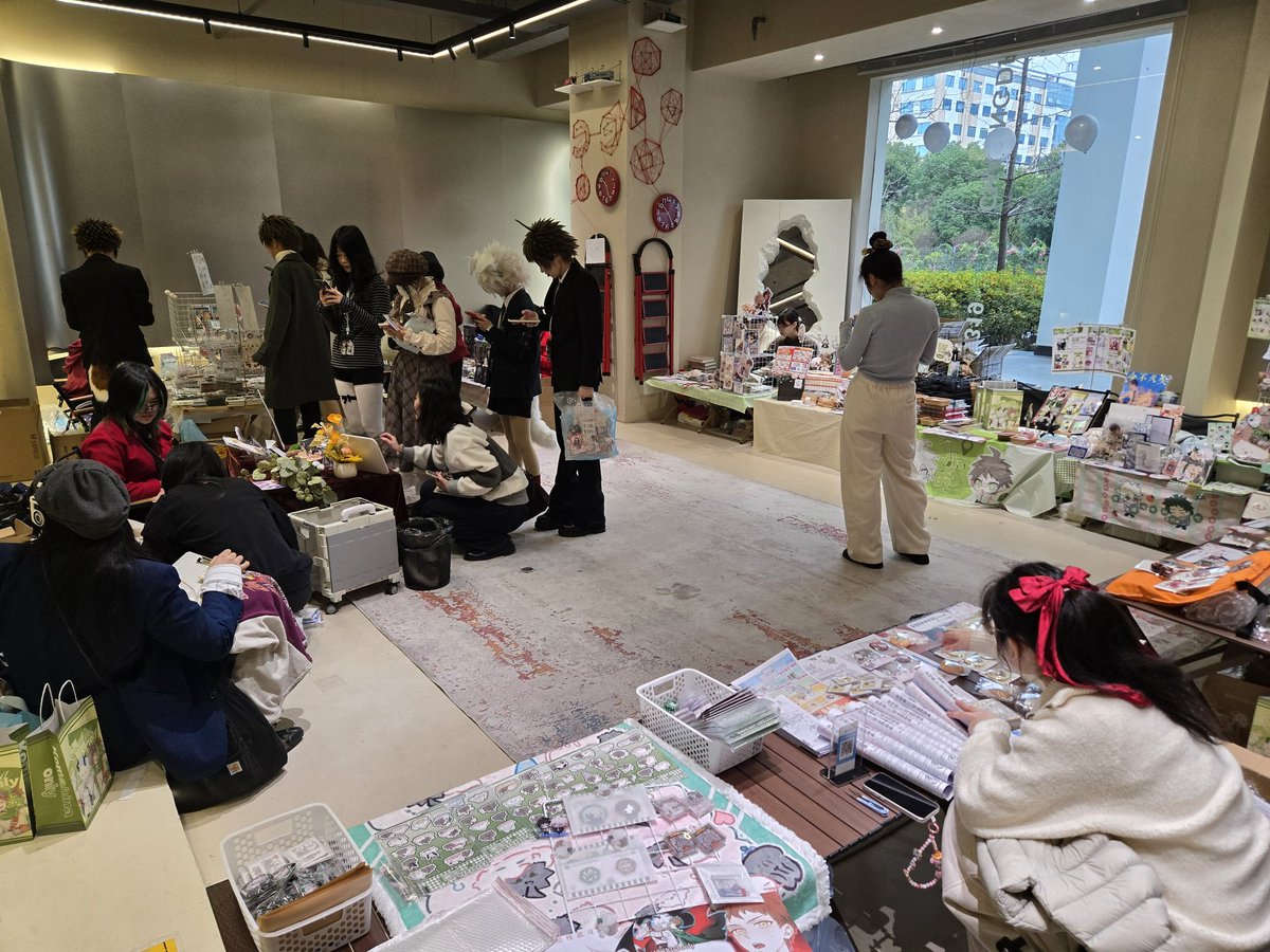 五氧化二幽 tweet media