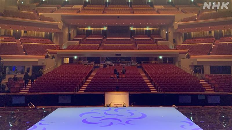 #NHKニューイヤーオペラ コンサート！

ＮＨＫホールでは、あすの本番に向けて
準備とリハーサルが続いています。
音響・照明・美術・演出と、ググッと練り込んでおります。

皆様におきましては、どうか明日の放送にご期待下さい！

放送はＥテレ １月３日（土）夜７時～

nhk.jp/g/ts/PMZG44XM3…