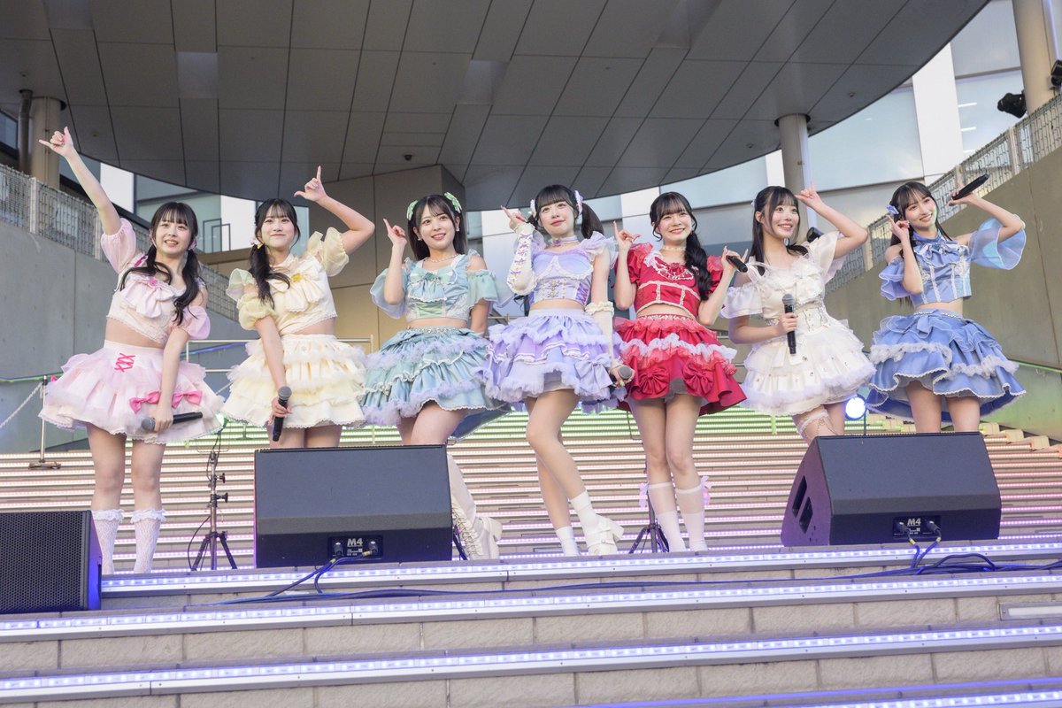 kimisora_JPN's tweet photo. 『謹賀新年！アイドル初夢ライブ 2026 supported by @ JAM/ダイキサウンド』
ありがとうございました🪭

2026年初ライブ、初キミそら☁️
今年も何卒よろしくお願い致します！

お正月のキミそらぶちかまします🔥
明日の君と見るそらは、2回しです✌🏻

『「アイドル甲子園 in clubasia」-DAY2-』
🗓️1/3(土)
📍 clubasia
🎫 https://t.co/rGUBl6Fi2R

☁️君と見るそら出演時間☁️
ライブ　16:50〜17:10
特典会　17:25〜18:45(D)

『IDOL ∞ INFINITY 新春SP』
🗓️1/3(土)
📍 WITH HARAJUKU HALL
🎫https://t.co/6XZJiWd6k1
🎁サインありチェキ＋トーク券

☁️君と見るそら出演時間☁️
ライブ　20:20〜20:40
特典会　終演後21:25〜22:25

#君と見るそら #キミそら #君そら