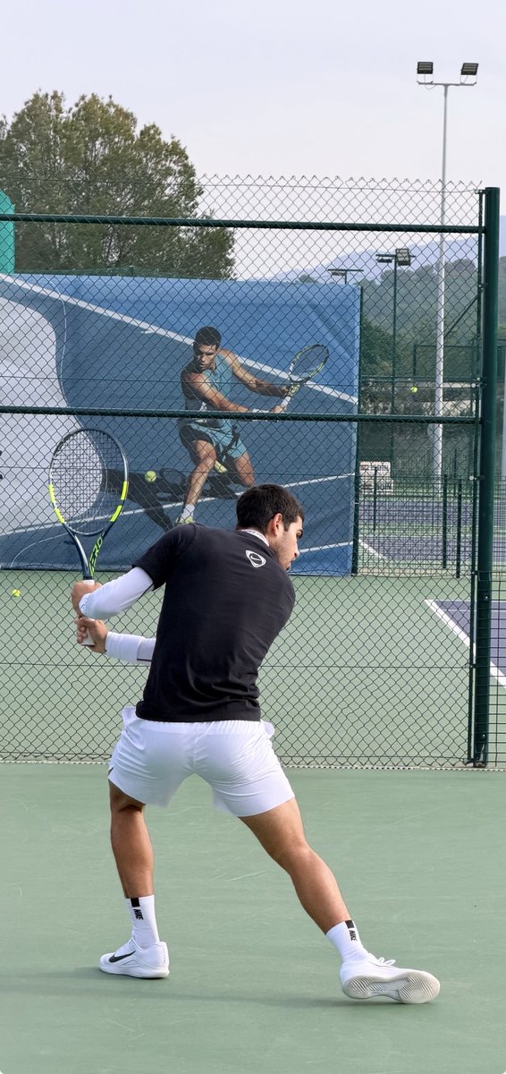 murcianico79's tweet image. Mano a mano .