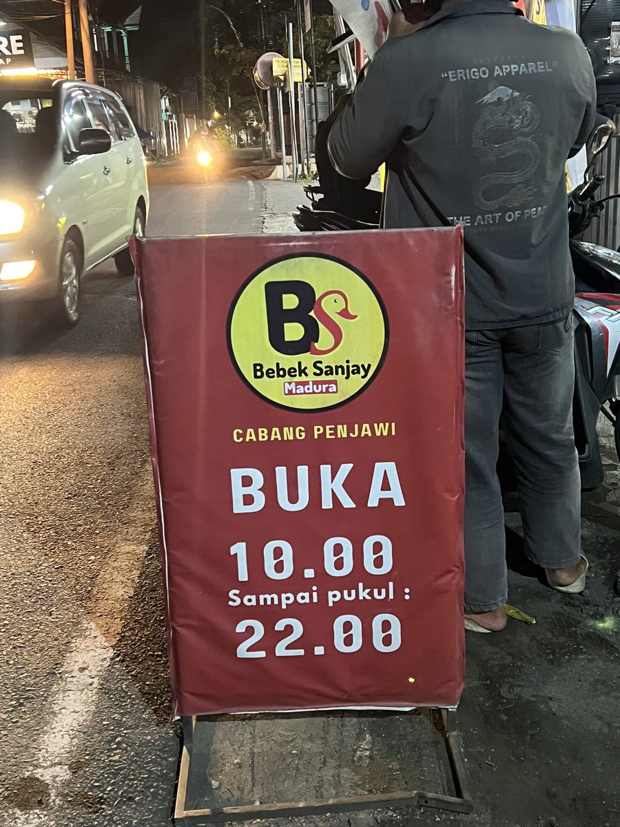 shitnicee's tweet image. Wah ini enak banget. No viral-viral at all, tapi rasanya 💯