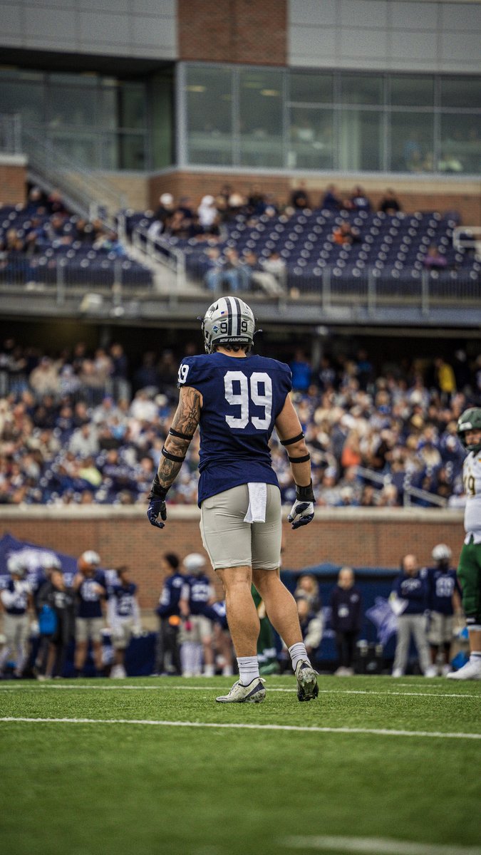 Luke Teskey | 6'3"/245 EDGE tweet media