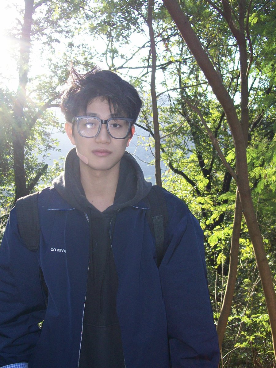 sunnyliry's tweet image. 裁剪一下就很完美了