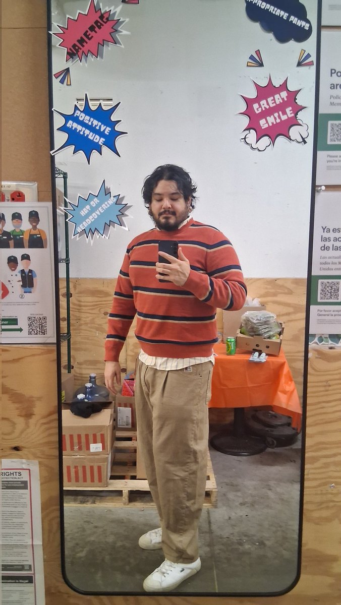jua_n_n_carlos's tweet photo. Dis Monday as Friday... Happy #FatGuyFriday though!! https://t.co/MIrkDGZowZ
