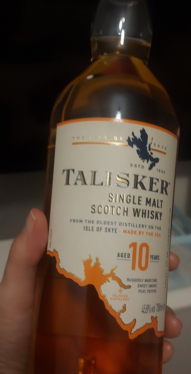 Ayse Karahasan tweet media