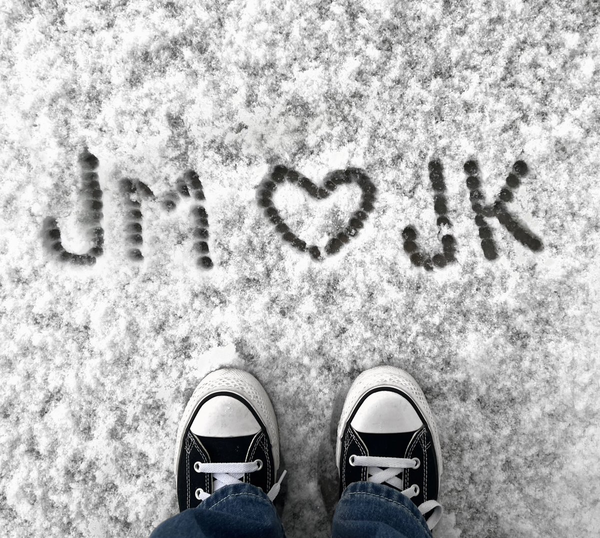 homeiskm's tweet photo. first snow of the year 🤍 https://t.co/Kv3kOyWZzC