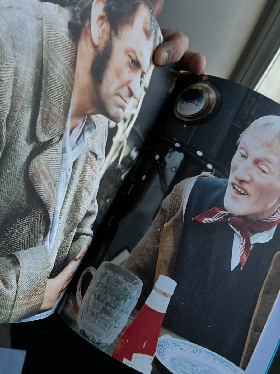 ConfessionsPress tweet media