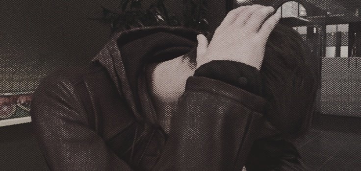 gvinreed's tweet image. ⠀ 
⠀
headache  .  *  💢💢

 ︎