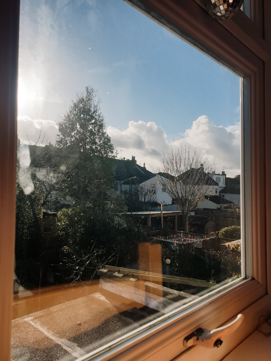 SomersetWT's tweet photo. Volunteer, Rae, reminds us that nature is already all around us 🌿

It’s not about grand adventures, it’s about noticing the little things, being present, and finding your Wilder You in everyday moments...
 
Read Rae’s story here: https://t.co/U32LfrdXrT

📸 Rae Hadley https://t.co/Leu0XlPxth
