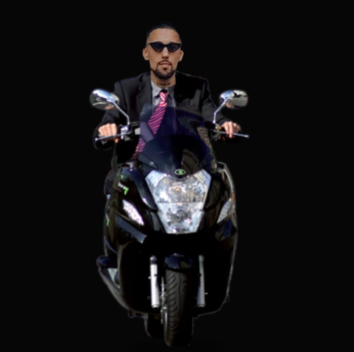 NacoTV_'s tweet image. #LANACONETAINFORMATIVA ROSTERMANIA 2026  🛵

El equipo sensación de esta rostermania ya tendría NUEVA CASA 💣

🇺🇦 @angelboybs 
🇺🇦 @guestiiiiii1 
🇦🇲 @Nob_Bs 

La organización @FUTesportsgg los habría FIRMADO de cara al 2026 ✍️