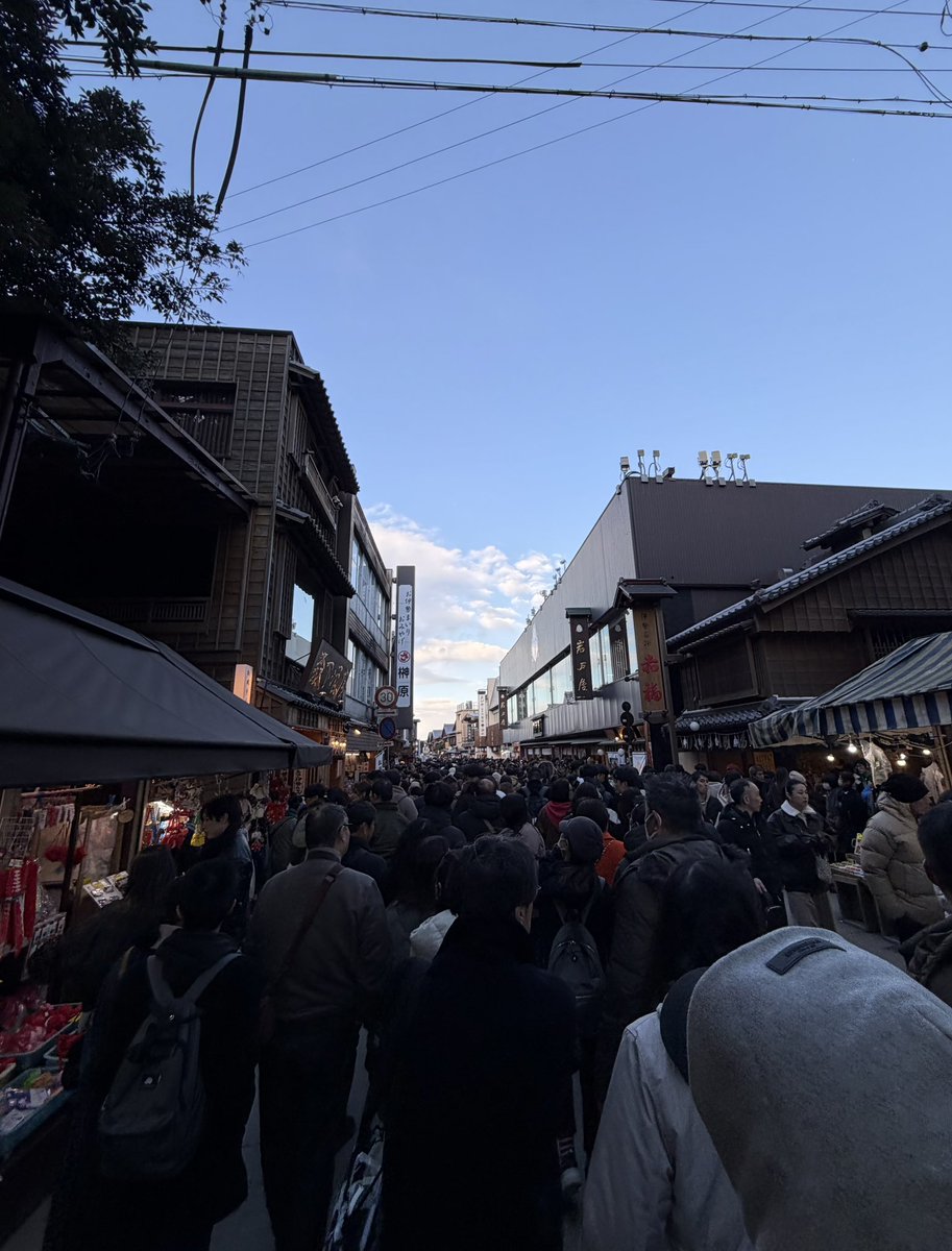 cyoki_jay's tweet image. あけましておめでとうございます⛩🎍✨
本年もよろしくお願いします🙇‍♀️
健康で幸せな一年になりますように🙏😌
#伊勢神宮