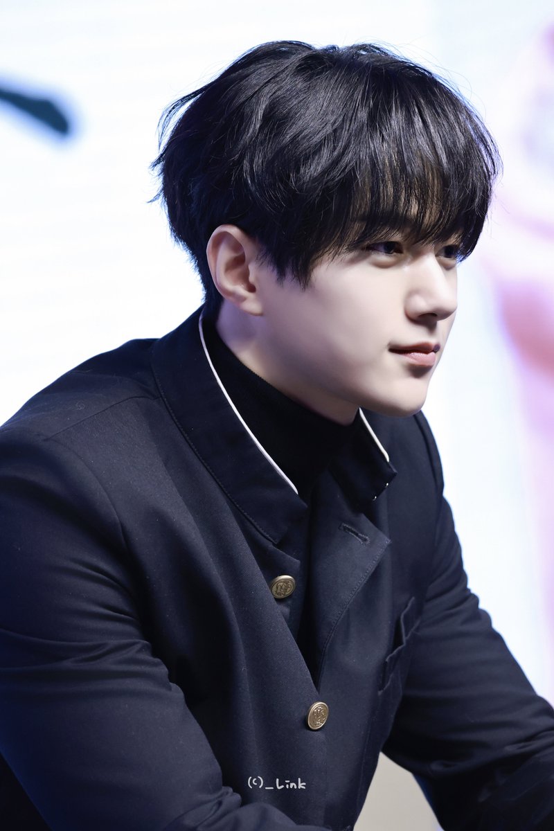 _LinKms's tweet image. 251228 베이징 팬미팅

현수 sbn…

#인피니트 #INFINITE
#김명수 #KIMMYUNGSOO